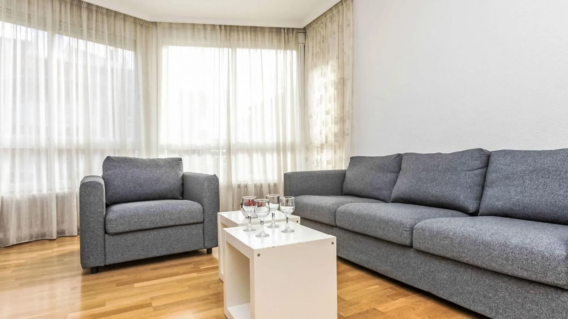 Apartment Sants-Les Corts Galileu By Interhome Barcelona 0*,  Spanien