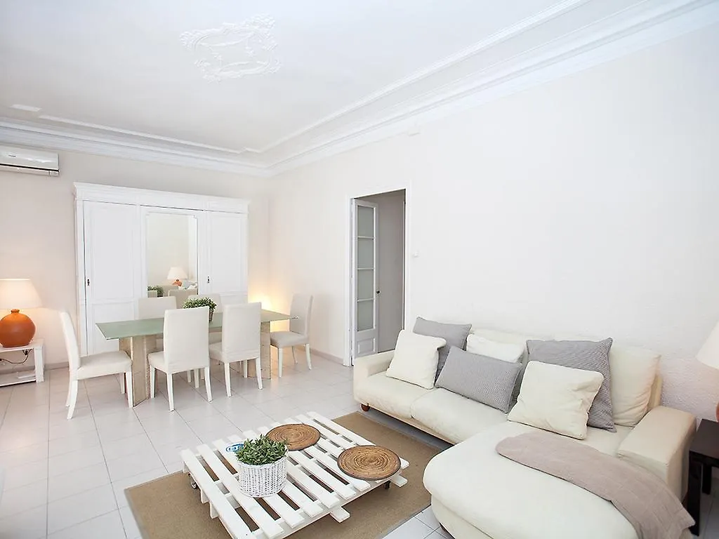 Apartment Sants-Les Corts Galileu By Interhome Barcelona